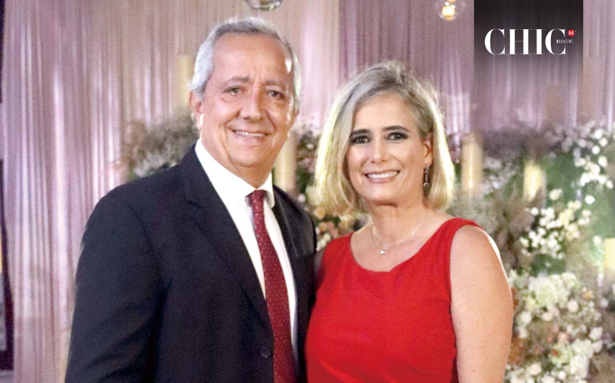BERNARDO GONZÁLEZ Y PATY LOZANO fueron recibidos por la decoración floral de Opciones para Eventos
