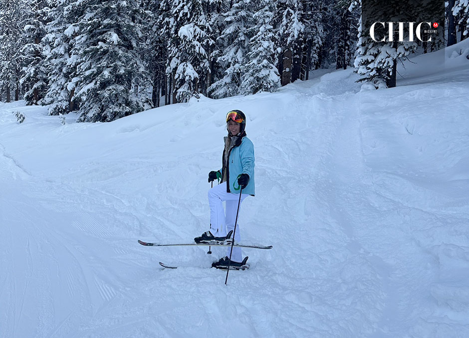 Ana Lambarri disfruta de las montañas nevadas en Vail, Colorado.