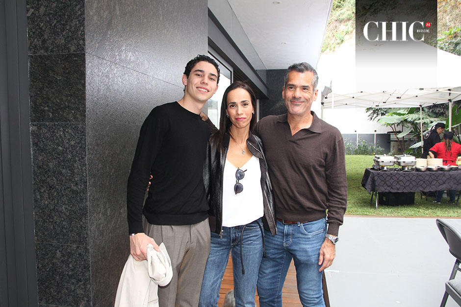 Paolo Marchina, Katia Torres y Jesús Michel