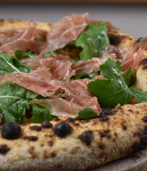 Trattoria Grata, pizzas hechas con masa madre