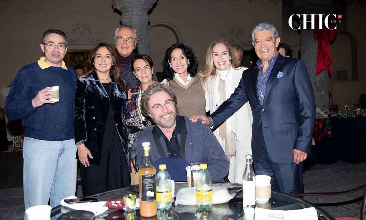 Marcela Palomino, Verónica Rodríguez, Rita Real, José Real, Gustavo Garmendia, Adriana Rodríguez, Roberto Flores y Arturo Salas