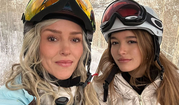 Ana Lambarri disfruta de las montañas nevadas en Vail, Colorado.