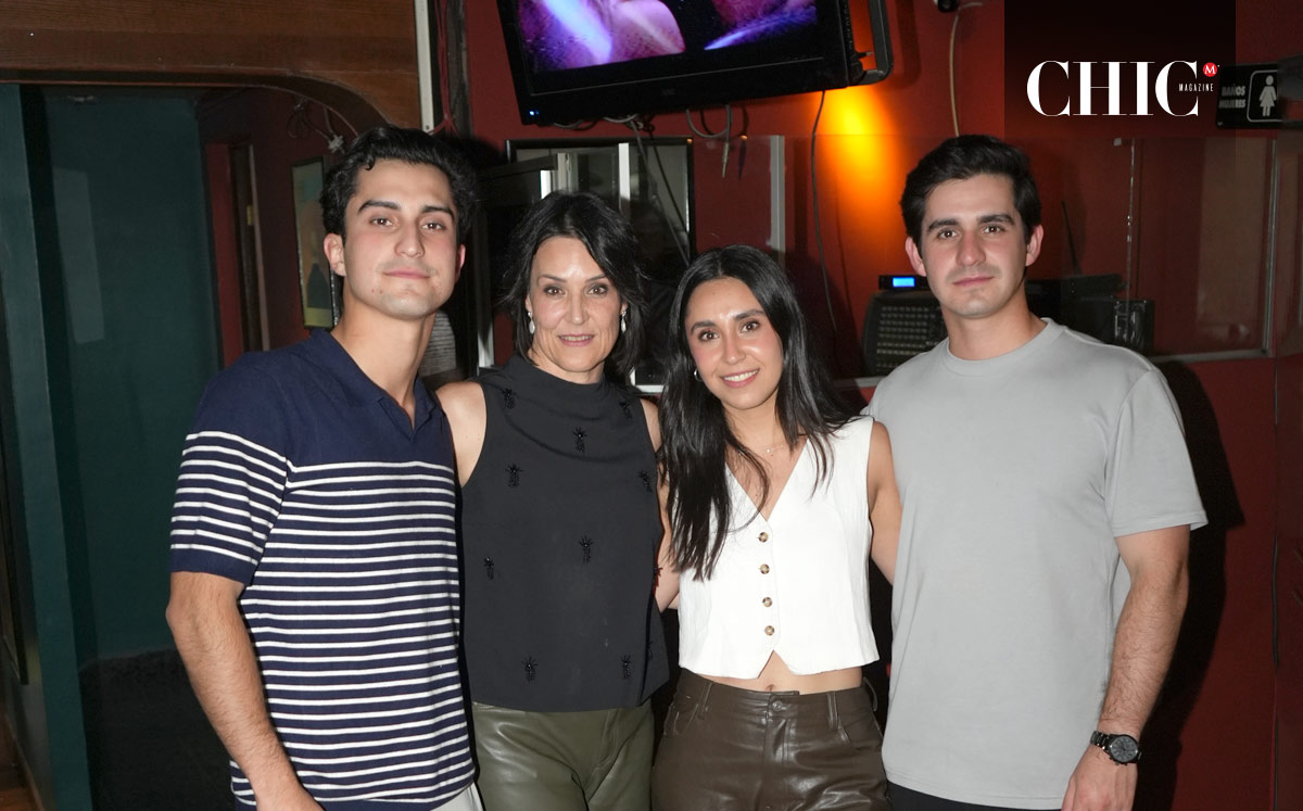 Fernando, Cecilia, Regina y Javier