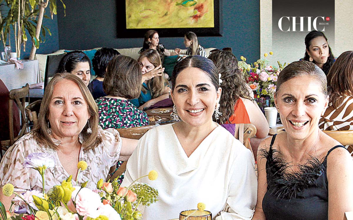 CHELO FAJARDO, SILVIA HERRERA Y YOLANDA HERRERA llegaron con sus mejores outfits al festejo