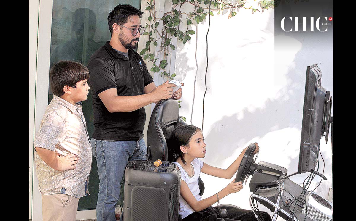 El jardín se llenó de actividades para los más pequeños, como mesas de hockey y juegos interactivos