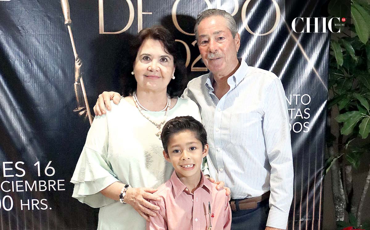 CONSUELO DE BIAGI, JUAN BIAGI Y GERMAN VELAZQUEZ llegaron puntuales al Centro Deportivo Español