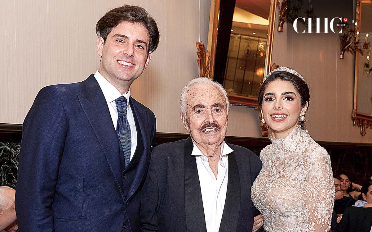 ODYSSEAS SAVVALAS, NICANOR FERNÁNDEZ Y ROXANA FERNÁNDEZ quedaron encantados el día de la boda