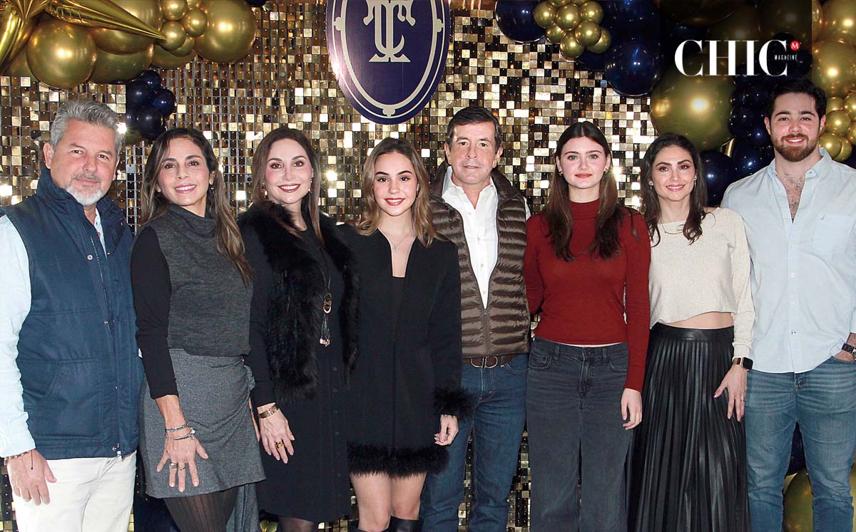 CARLOS CASTAÑEDA, VERÓNICA SALAZAR, REBECA SALAZAR, NATALIA FERNÁNDEZ, ALEJANDRO FERNÁNDEZ, MARCELA MADARIA, MARCELA SALAZAR Y ALEJANDRO FERNÁNDEZ