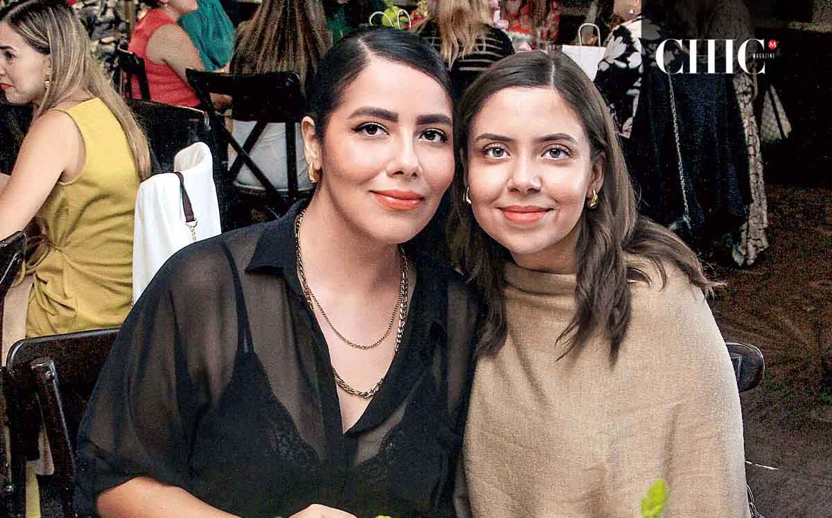 FERNANDA ROJAS Y ANA PAOLA ROJAS se llevaron como recuerdo de tan especial día un joyero