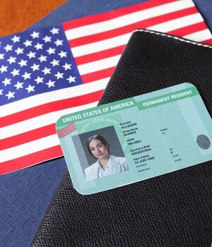 El requisito que se elimino para adquirir la Green Card (Freepik)