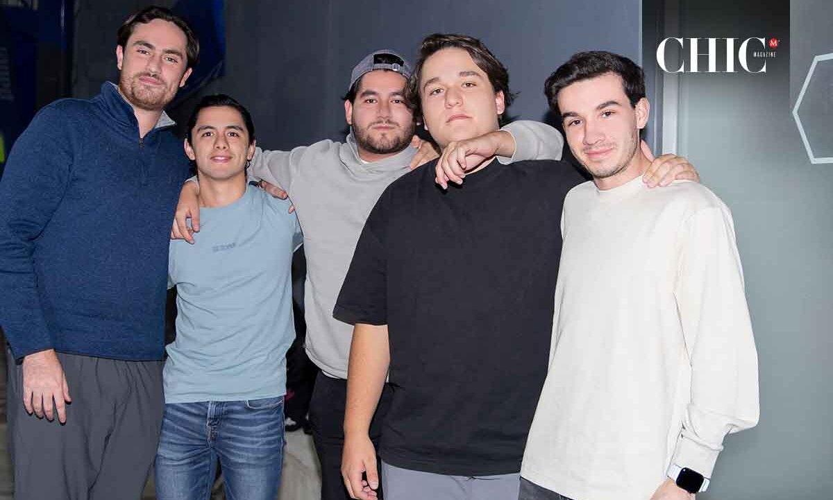 Diego Villagómez, Nicolás Maldonado, Pablo Carriles, Charly Saucillo y Gerardo Rivas