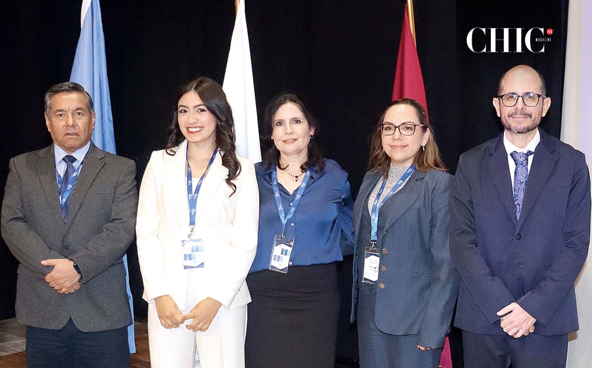 SALVADOR TORRE, ANA CAMILA LEE, MARTHA IRENE QUINTANILLA, JANET CRUZ Y RAÚL MUELA  fueron los directivos de este año en el MUN 2025