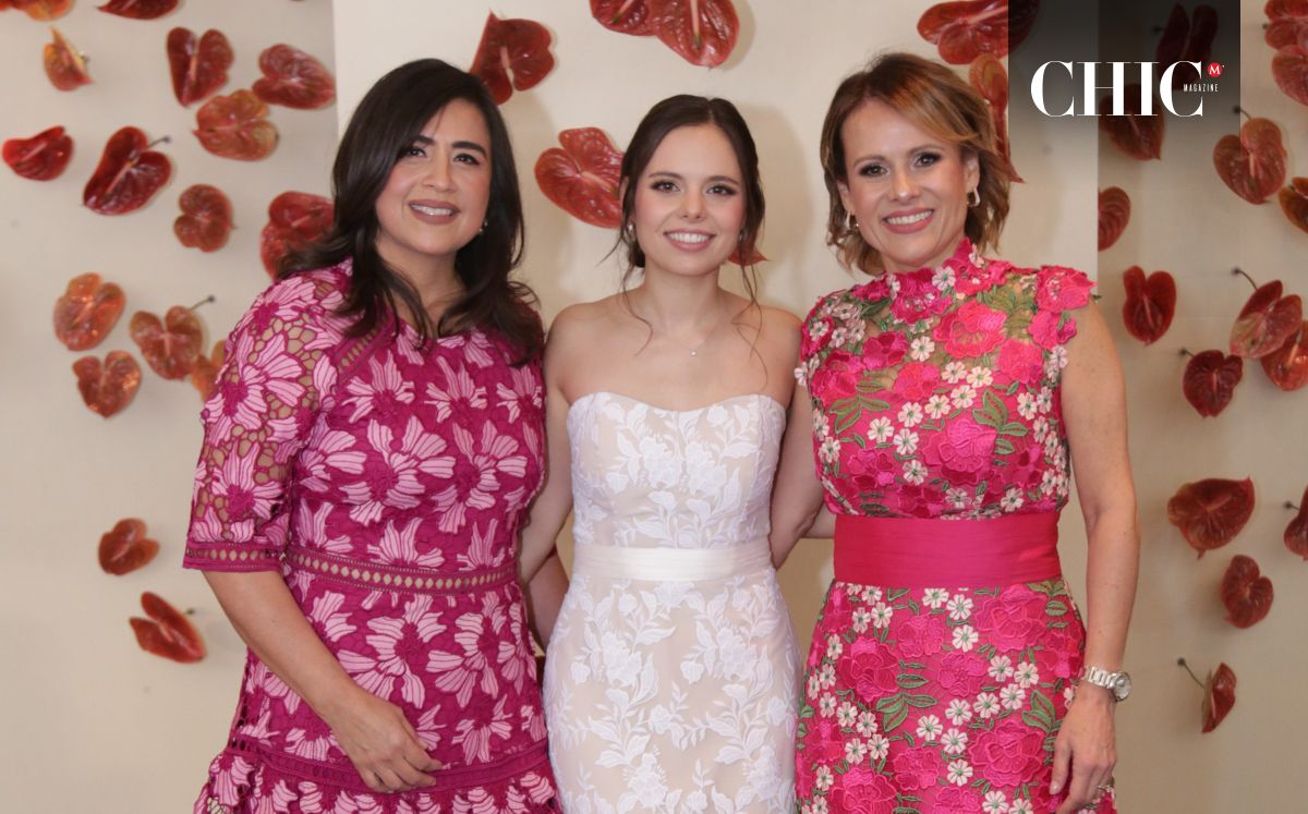 Ana Karen Williams, acompañada de su suegra, Myrna Alfaro de Aguirre y su mamá, Eva Hernández de Williams. / Fotos: Roberto Alvarado