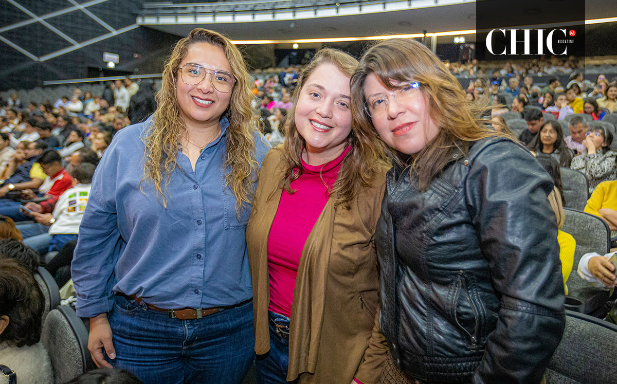 Paulina Granados, Paula Rey Vannesa Sandoval