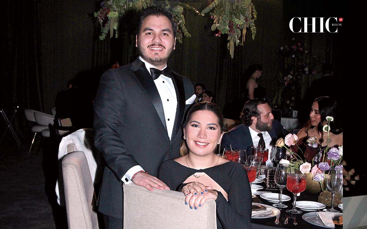 ALDO DEL ÁNGEL Y MÓNICA ZAPIEN disfrutaron de los infaltables trolelotes de Tomás