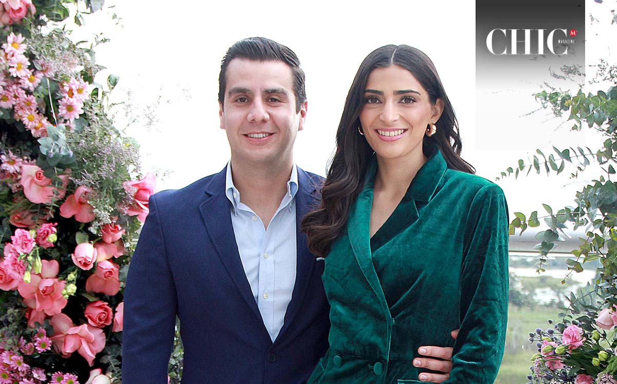 EDGAR ARGUETA Y  DANIELA MADERO disfrutaron de un cóctel mientras el DJ Kid Chain, ponía la música en el lugar