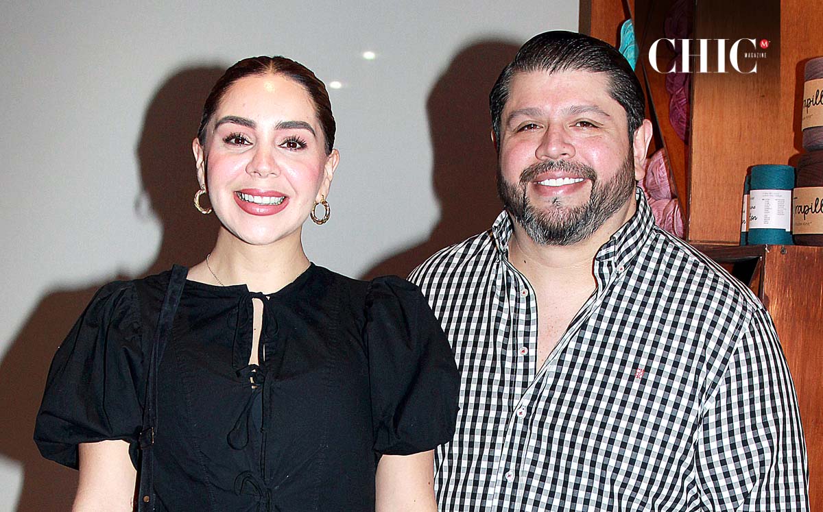 NORITA IZAGUIRRE Y XAVER CASAS disfrutaron de exquisitos bocadillos y vino rosado