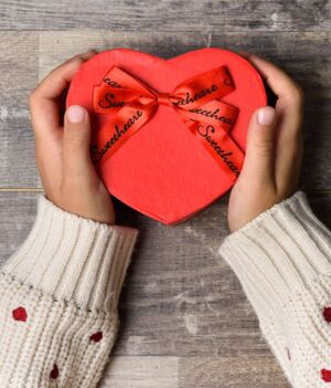 Cómo combinar vino y chocolate este san valentin (Foto: Freepik)