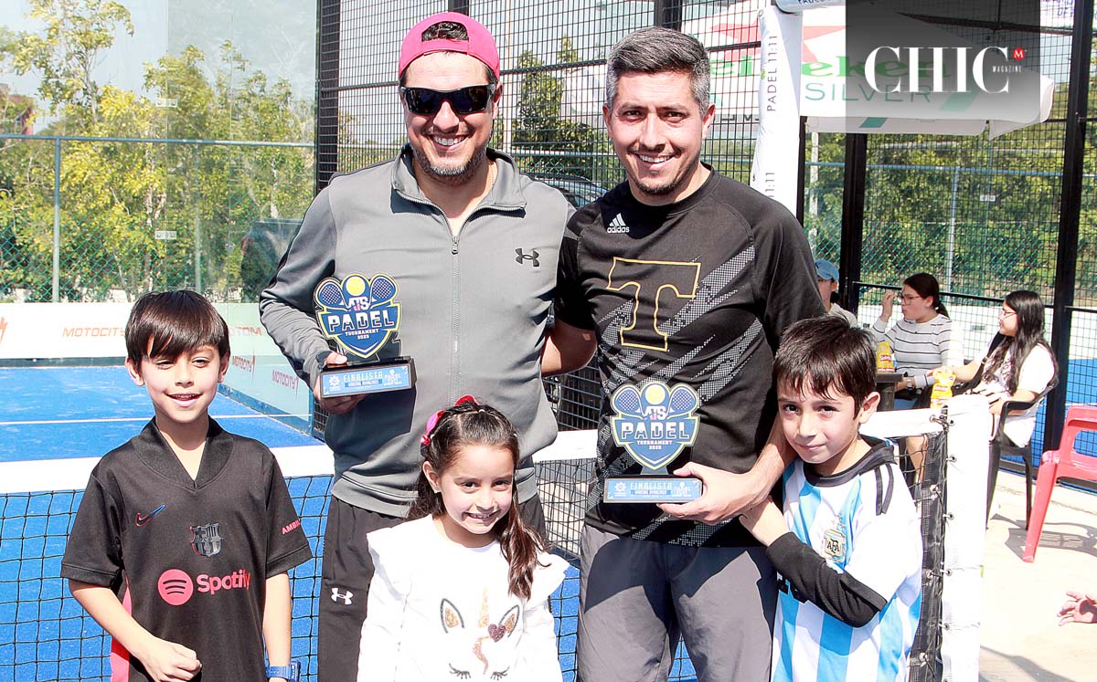FELIPE GARIBALDI Y MANUEL IRACHETA acompañado de sus hijos llegaron puntuales al torneo