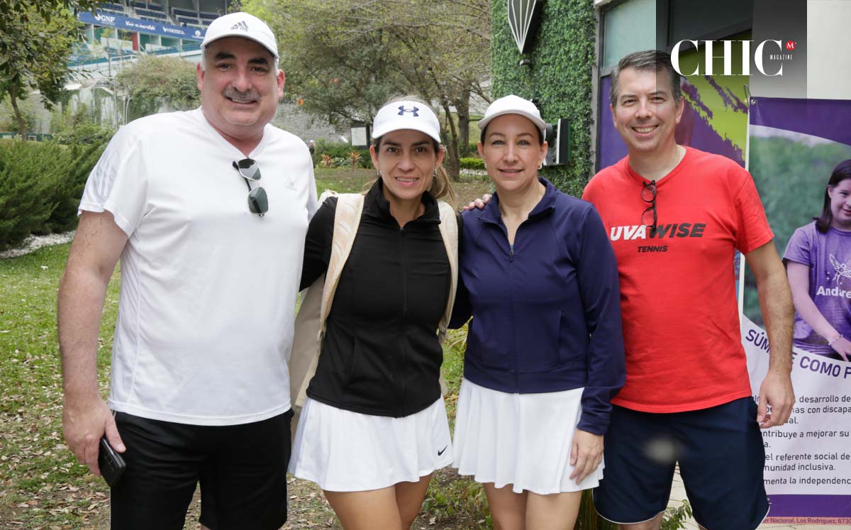 Rafael Guerra, Liz Alonso, Alma Martínez y Jesús González