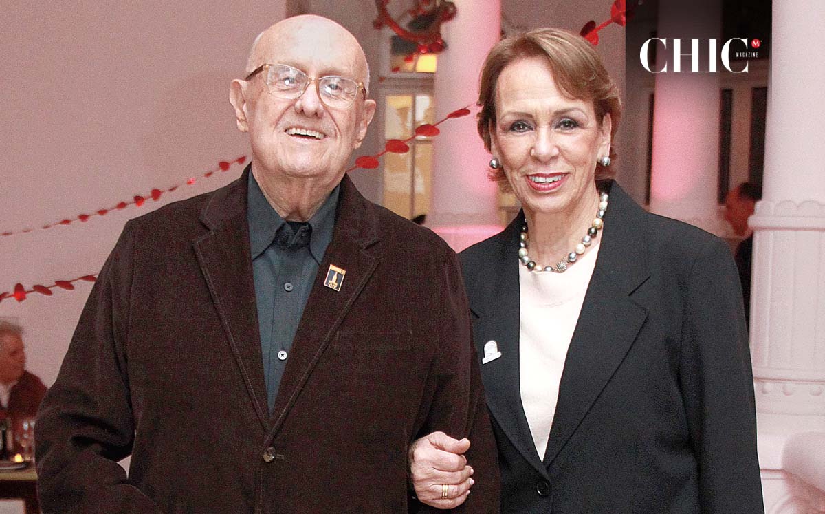 RAÚL BRACAMONTES Y AURORA DE LA VEGA nos regalaron sus mejores sonrisas durante la cena en el Museo de la Ciudad Tampico
