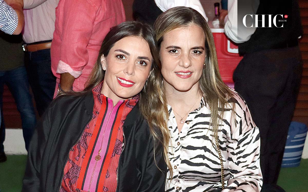 VERO RAMÍREZ Y CINDY CABALLERO disfrutaron de la música del grupo Bossa Beat