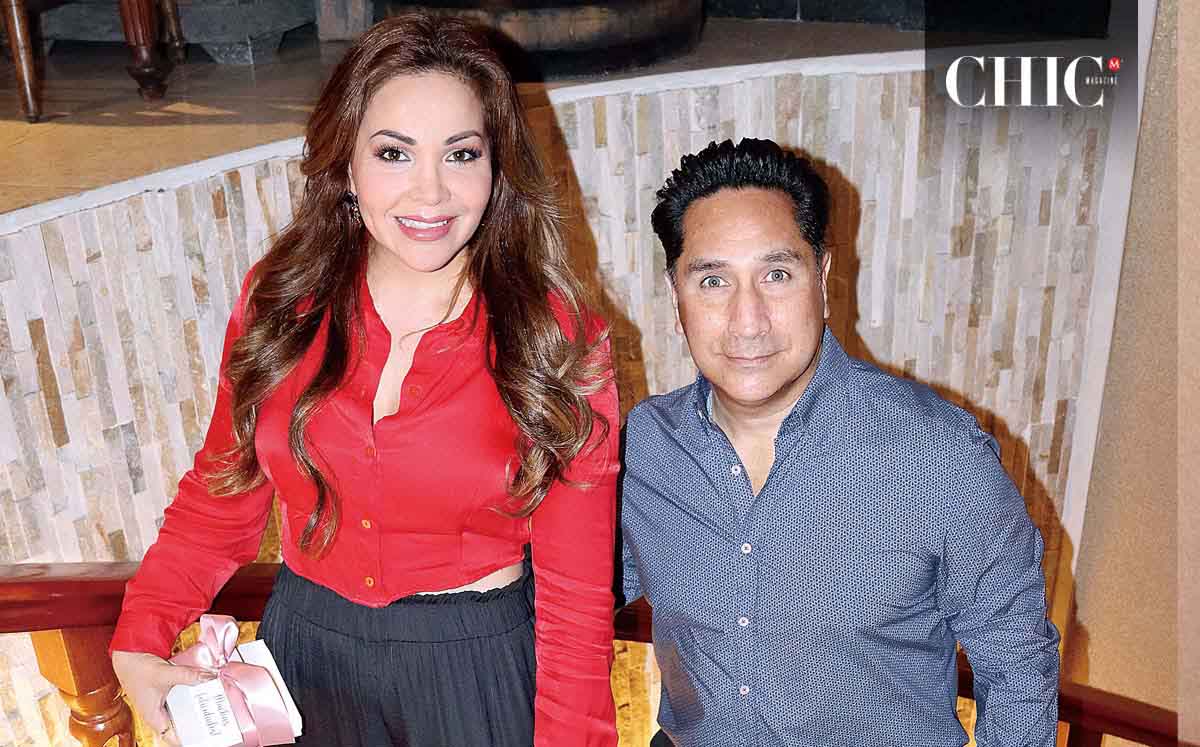 CARMELINA DE LUNA Y JORGE LUNA llegaron puntuales a esta experiencia culinaria en El Porvenir