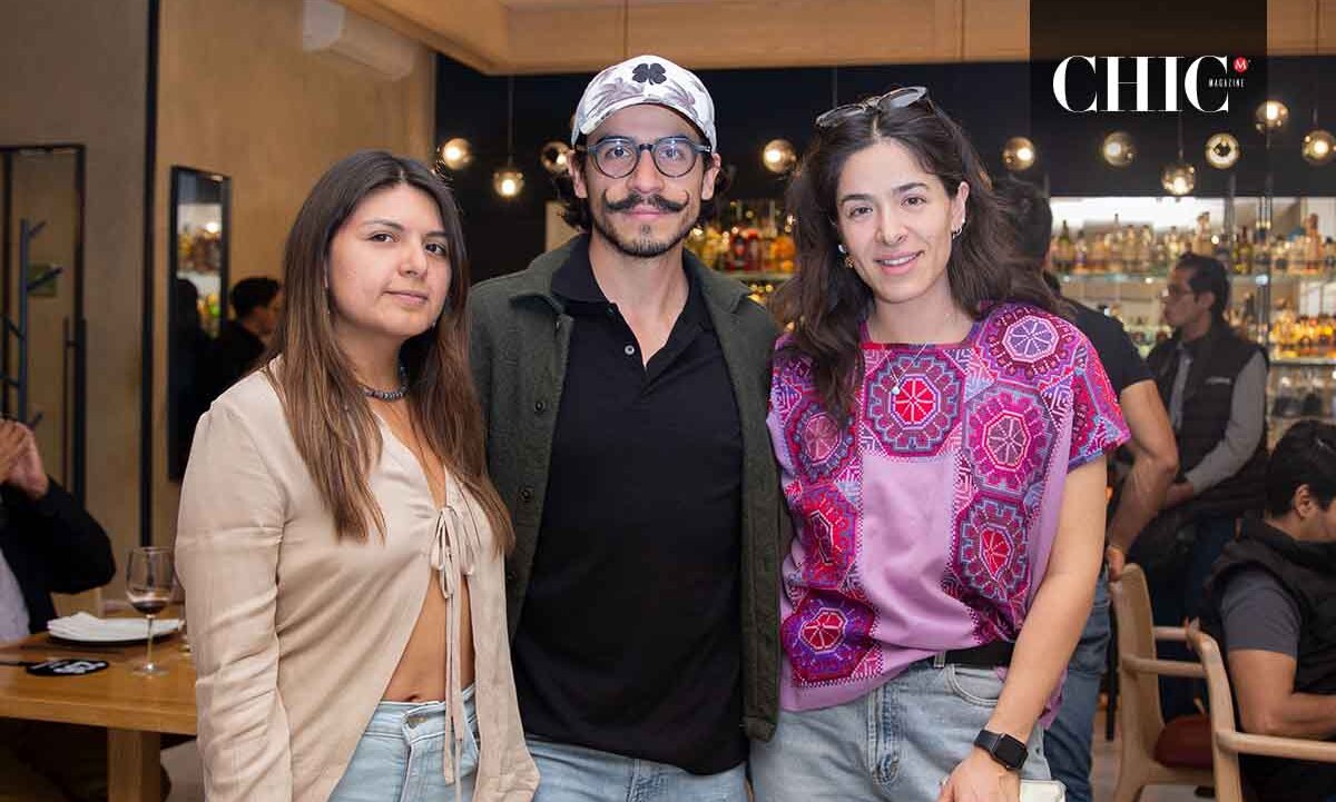 Mariana Jiménez, Beatriz Jiménez y Rodolfo Jiménez