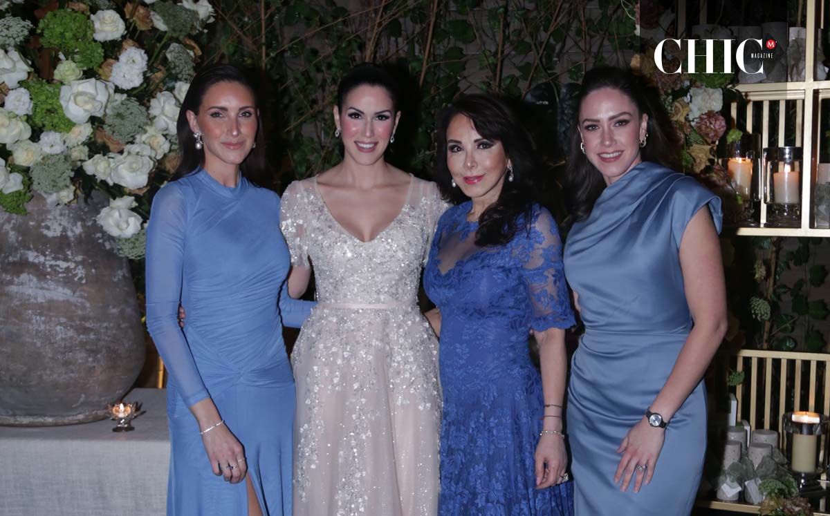 Andrea González, Ana Victoria González, Martha Jiménez y Rosy Gastón de González