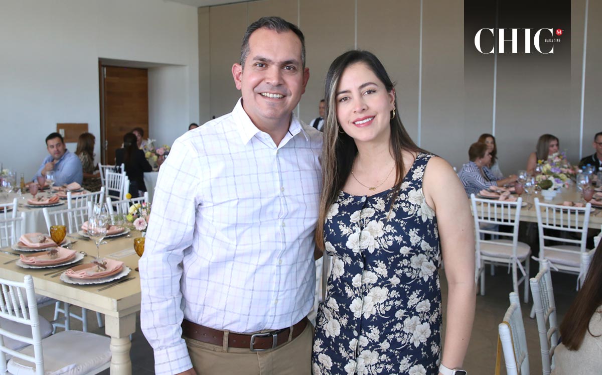 Carlos y Debbie