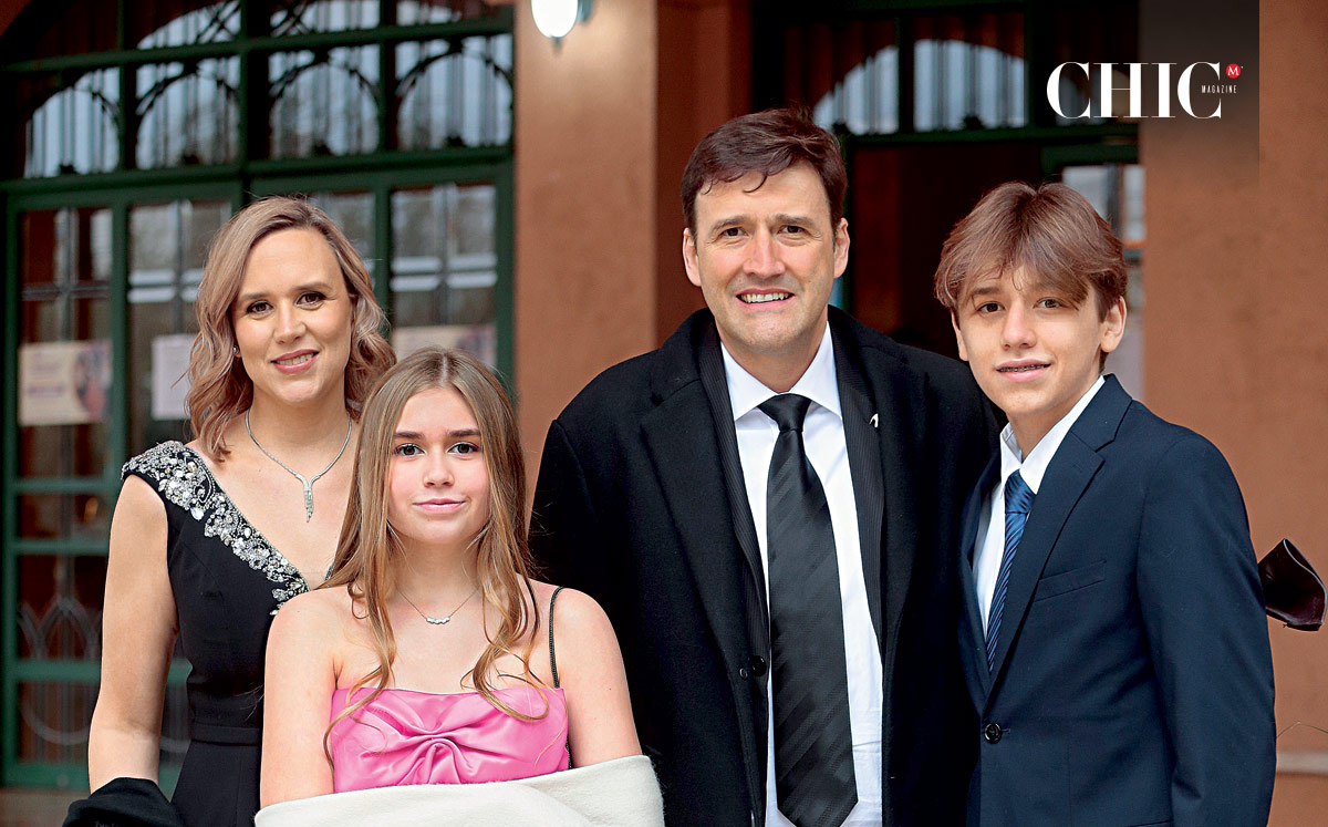 Jenny Kukushka, Arturo Cadena, Mariana Cadena y Arturo Cadena