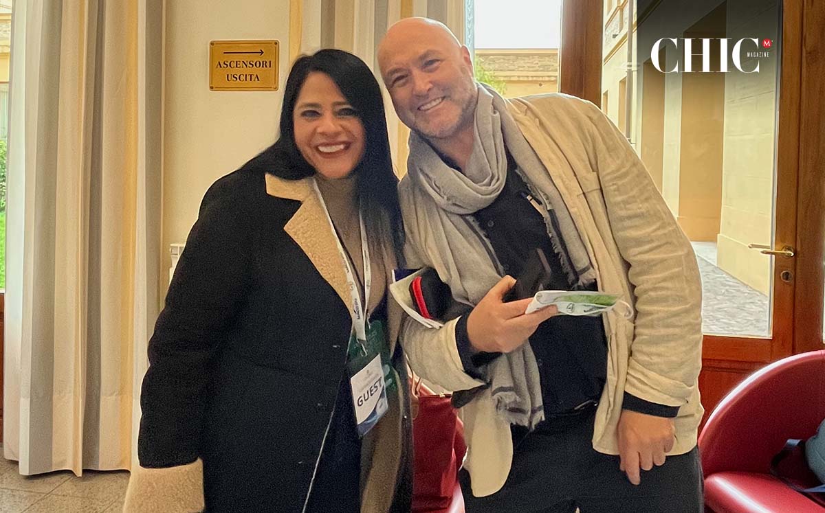 Maru Castañeda y Colum McCann felices durante el evento