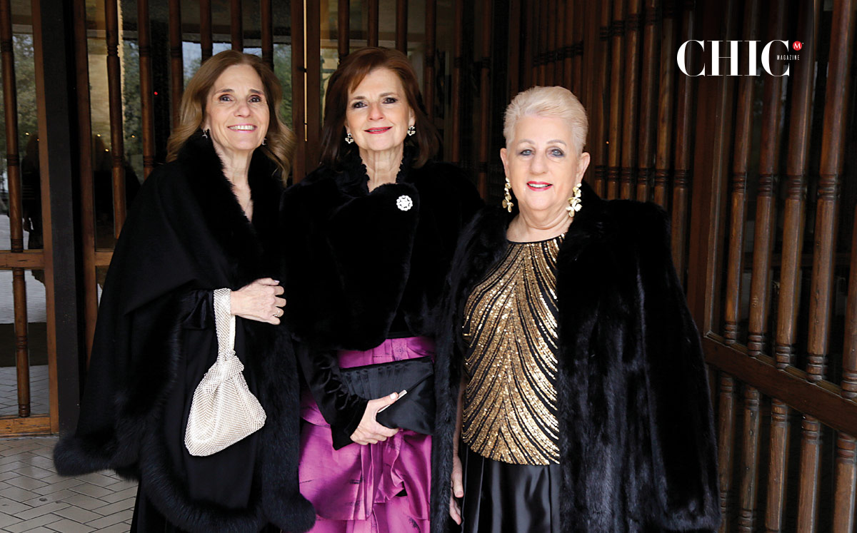 Martha Garza de Chacón, Patricia Villarreal y Esthela Junco de Villarreal