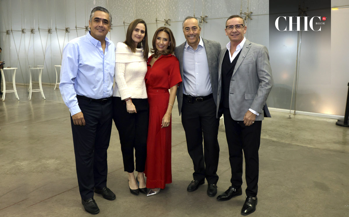 Paco, Mayte, Carmen, Alejandro y Beto