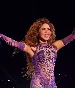 Shakira preocupa a sus fans por su extraña forma de caminar (Instagram)