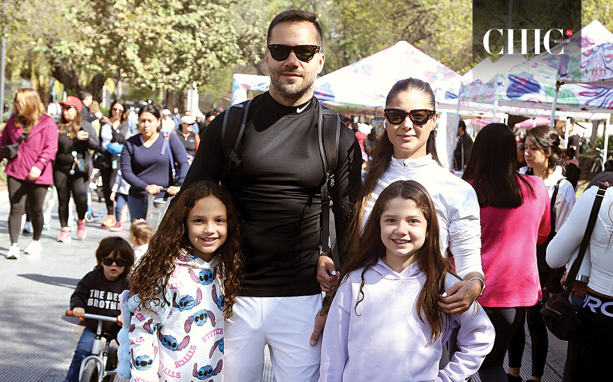 Virgilio Lozano, Gabriela Peña, Sury Lozano y Zoe Lozano