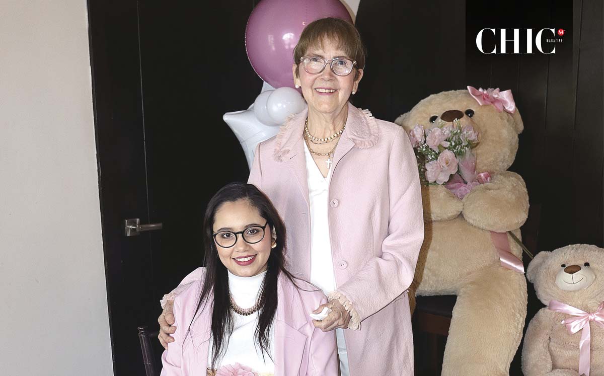 JESSICA MARTÍNEZ junto a SARA BLAKE, quien fue una de las organizadoras de este especial día