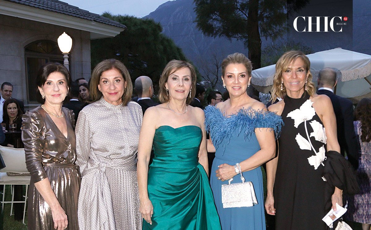 Virlette Nader, Noel Nader, mamá del novio Juanita Karam,  Lupita González y Mary Velazco