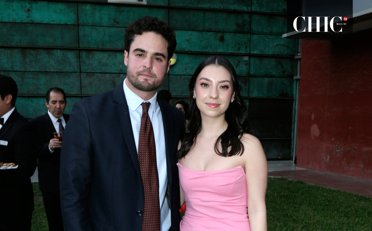 Adrián Dávila y Valeria Lavin