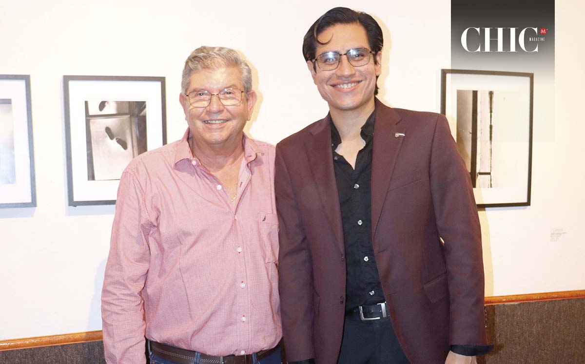 CARLOS NÚÑEZ DE CÁCERES Y JOAQUÍN NÚÑEZ DE CÁCERES orgullosos de estar presentes en la exposición fotográfica Espectro de una Osadía