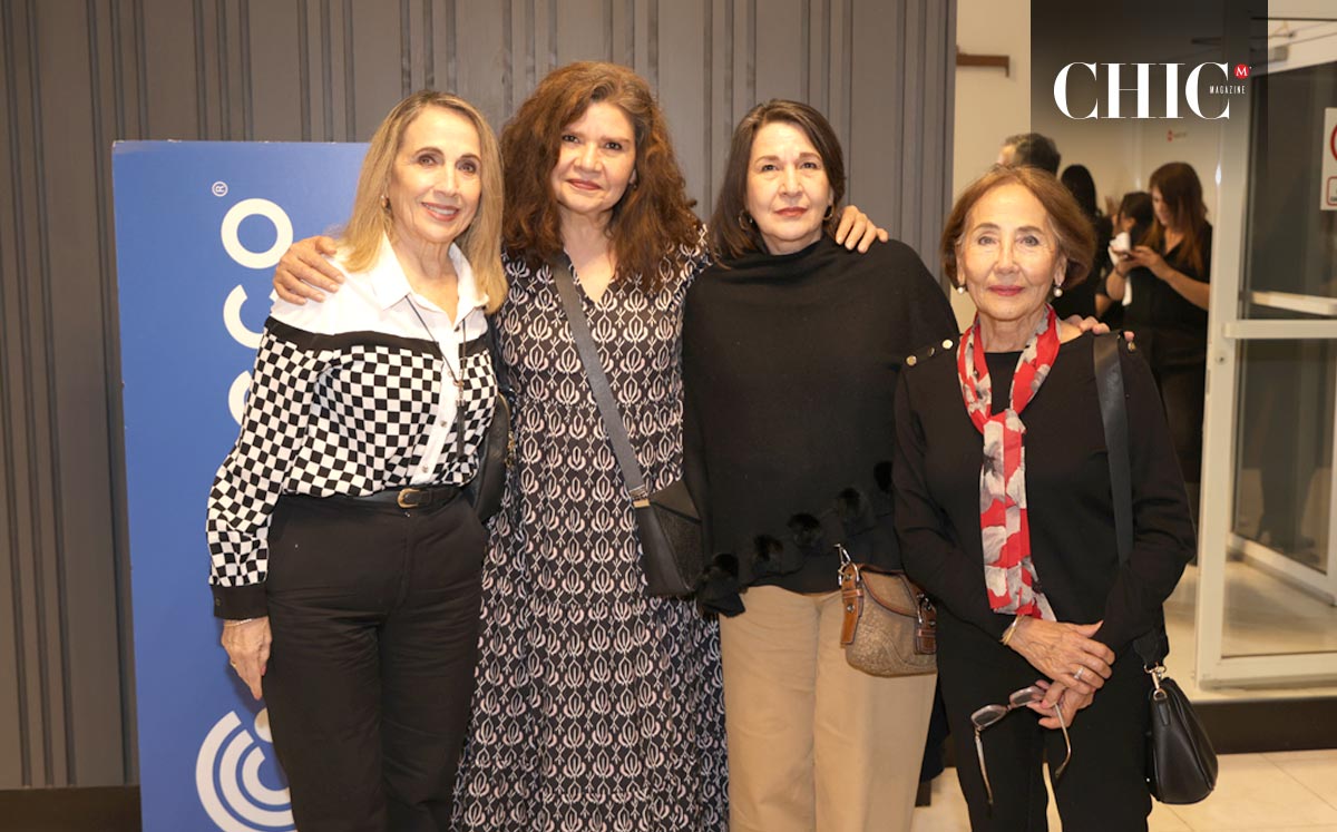 Carmen, Lourdes, Mónica y Alicia