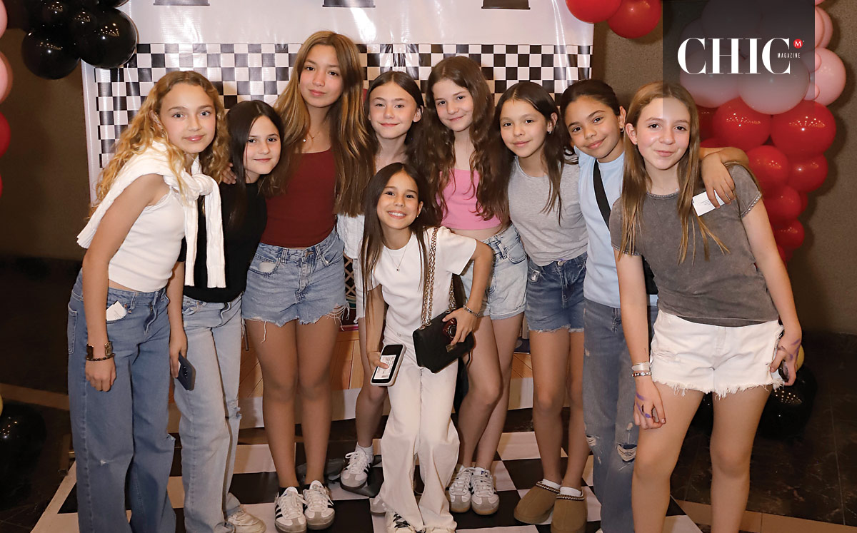 Cordelia Madariaga, Romina Sepúlveda, Mariana Barrón, Alía Fuentes, Ivonne Flores, Elisa Garza, Nora Salazar, Dulce Álvarez y Cristy Elizondo