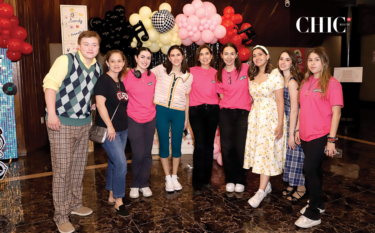 David Hernández, Marcela Treviño, Montserrat Borrego, María Mena, Anita Elizondo, Elena María Torres, Diana González Ochoa, Eugenia Cueva e Isabella