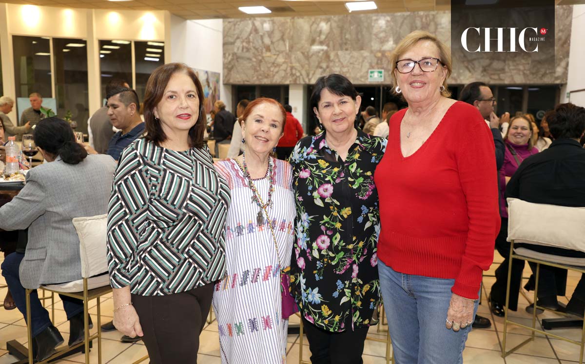 Gloria, Luchita, Gaby y María Luisa