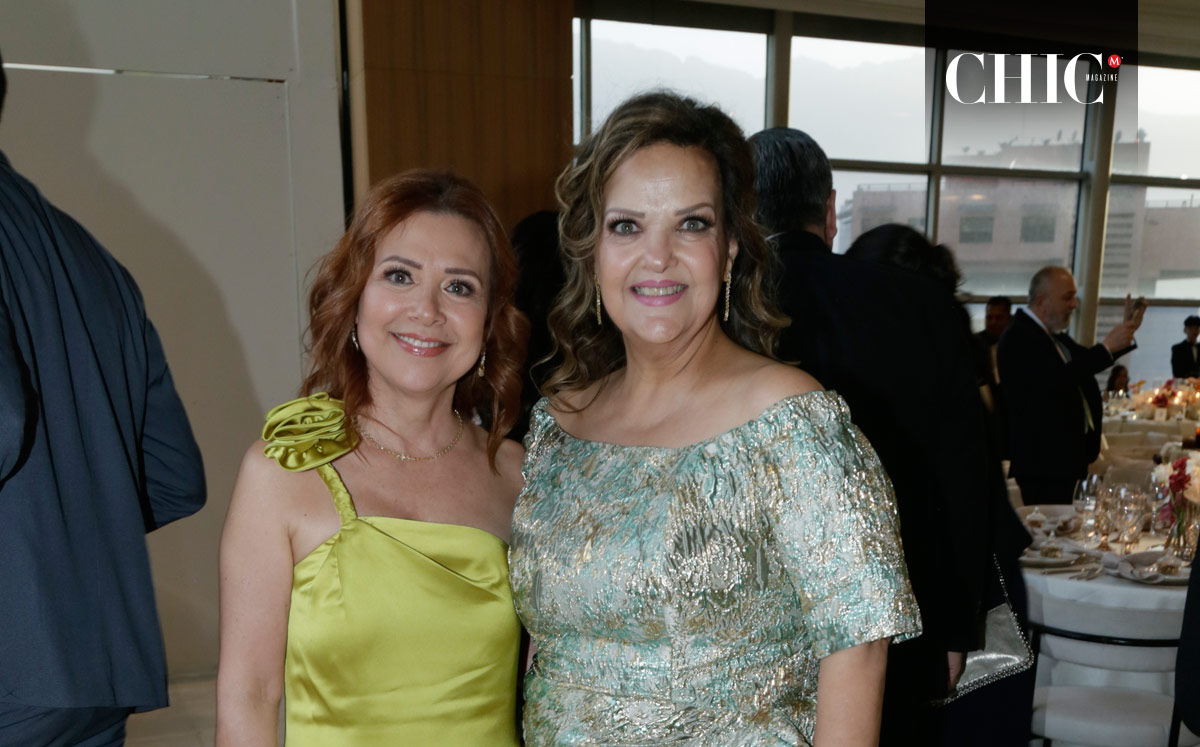 Maru Bárcena de Guevara junto a la mamá del novio SIlvia Guevara