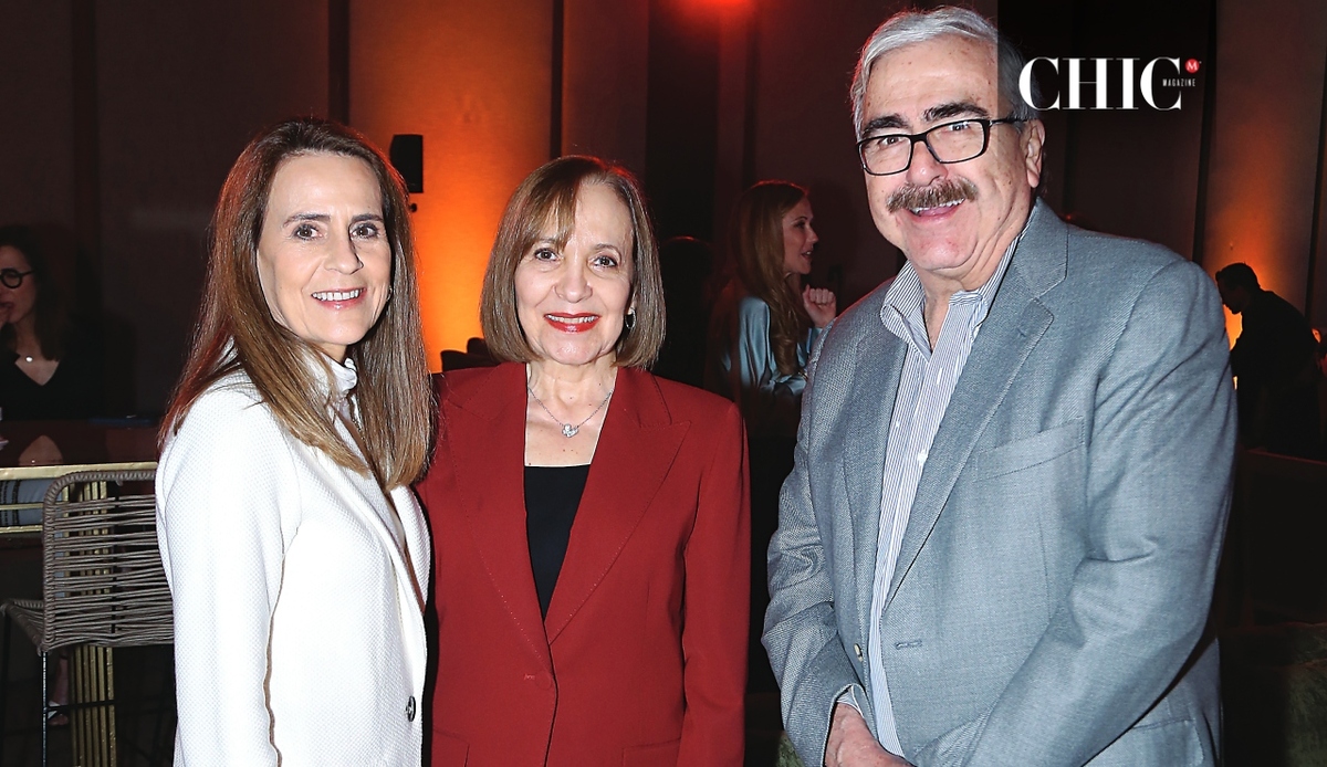 Patricia López de Rodríguez, Lourdes Domene de Clariond y Benjamín Clariond