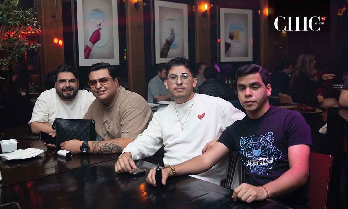 Miguel Mainou, Charly Cornish, Alberto Tavitas y Alex Hernández