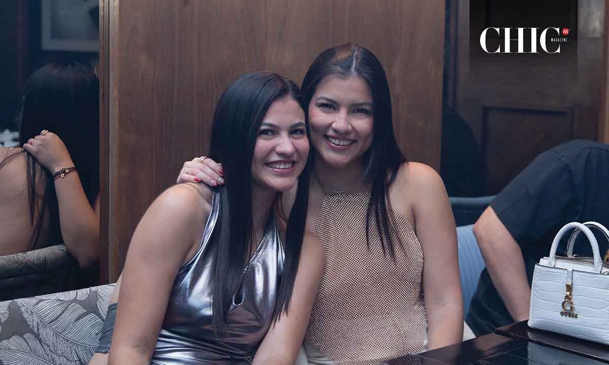 Elizabeth Mainou y Dana Mainou