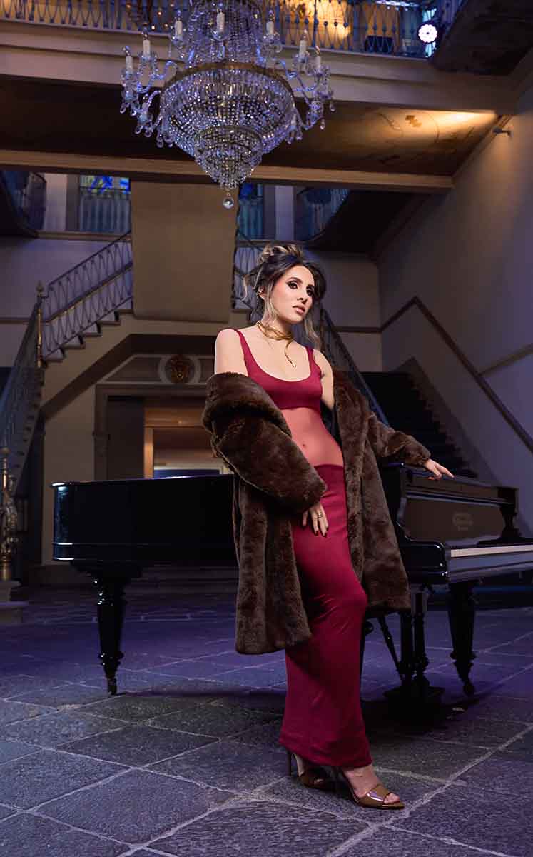 “Mi meta es que cada mujer que use mis diseños se sienta poderosa, segura y única”, Estela Brocado (Foto: Davo Montiel @holasoydavo)