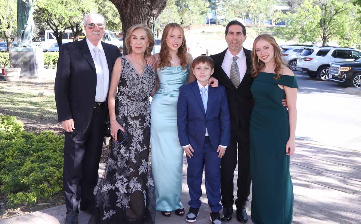 Humberto Filizola, Rosalva de Filizola, Eugenia Zertuche, Humberto Filizola, Rosalva Zertuche y Sergio Zertuche
